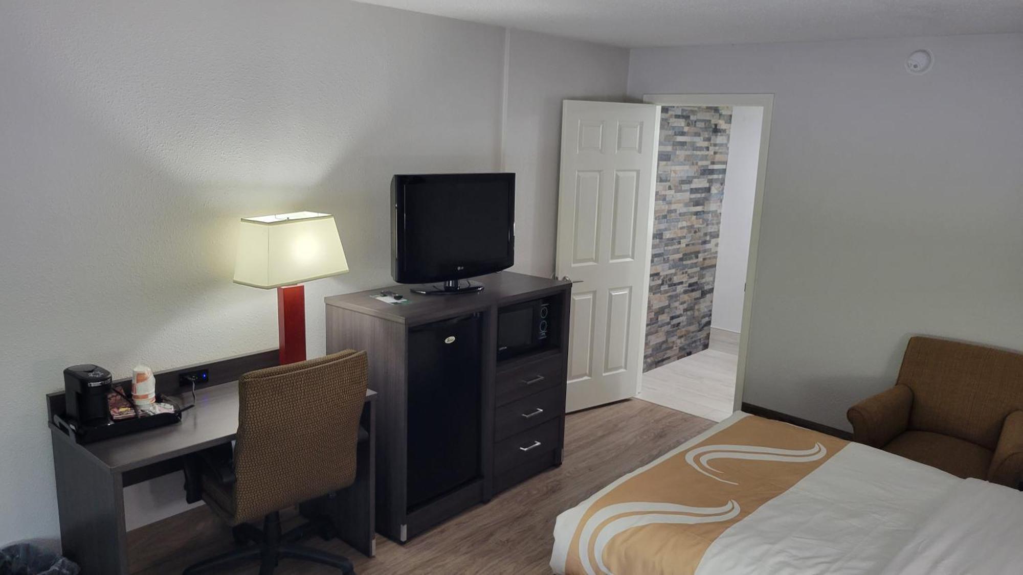 Quality Inn Forsyth Near Ga Public Safety Training Center Bagian luar foto