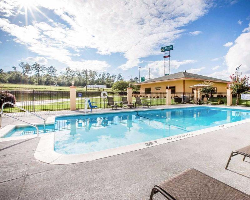 Quality Inn Forsyth Near Ga Public Safety Training Center Bagian luar foto